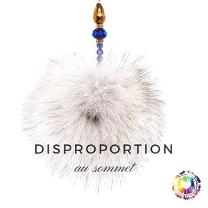 MEGA Love Pompon | Fourrure Blanche - Disproportion au sommet